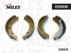 Колодки тормозные задние барабанные Miles E210539 VW POLO седан 10-