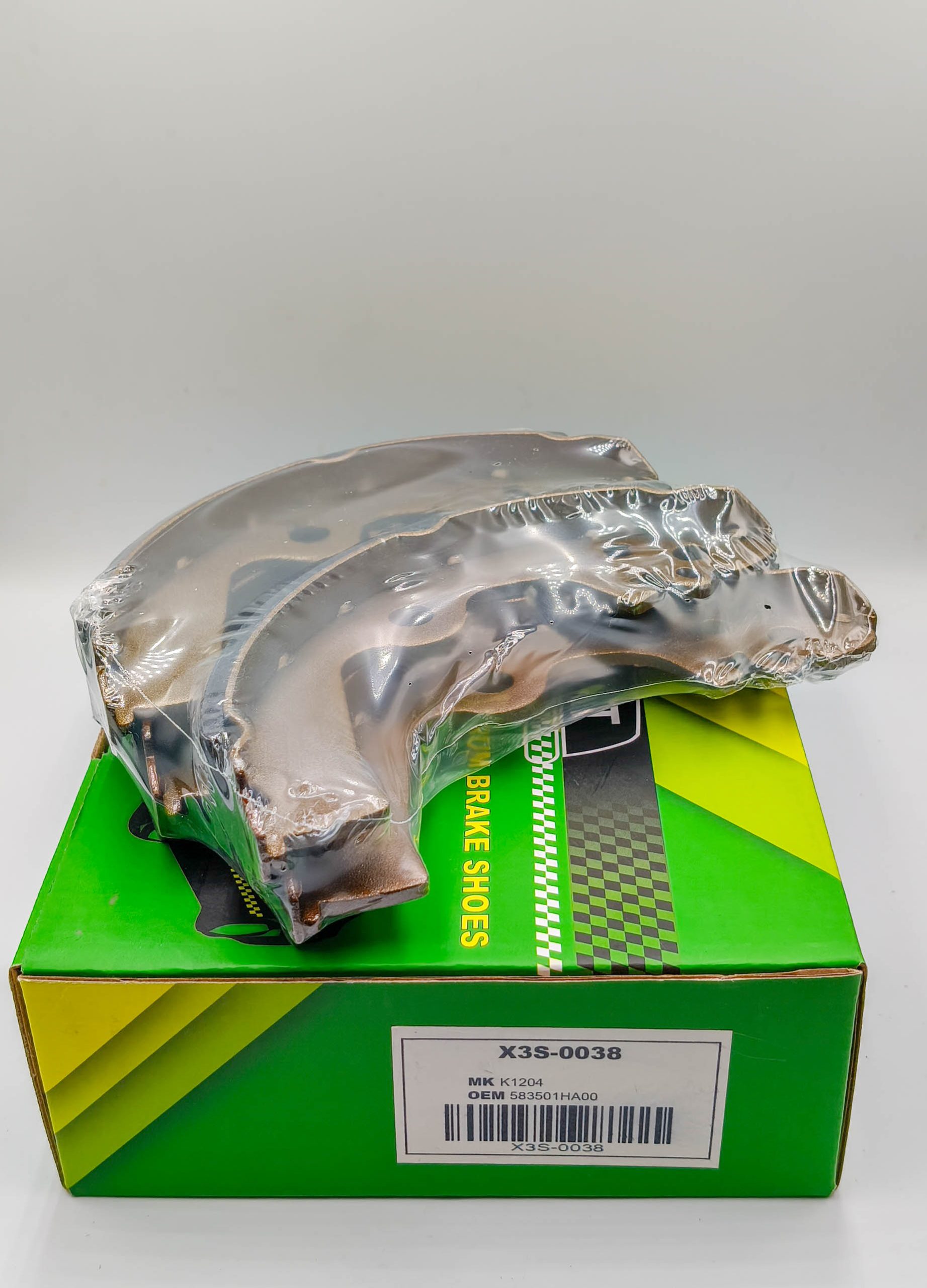 Колодки тормозные задние барабанные IXAT X3S0038 NI March K11 92-02, Cube Z10 98-02 Колодки тормозные задние барабанные IXAT X3S0038 NI March K11 92-02, Cube Z10 98-02