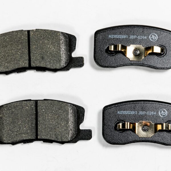 Колодки тормозные передние JustDrive JBP0264 Colt (Z25A) 02- PF3500 NP3020 D6121 X3P0203