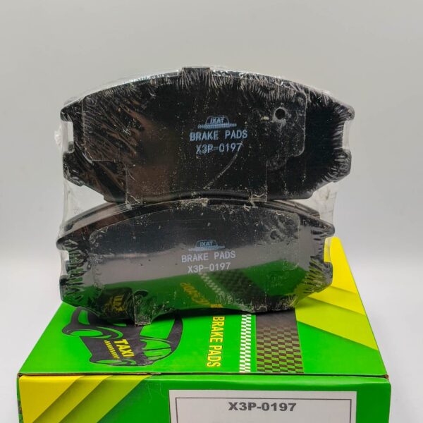 Колодки тормозные передние IXAT X3P0197 MI Mirage/Lancer/Libero 89- Galant/Eterna/Aspire 89-92 D6070