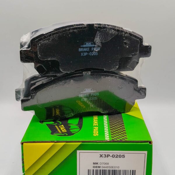 Колодки тормозные передние IXAT X3P0205 Impreza 96-, Legacy BD#/BG# 96-98 BH# 98-03 D7068