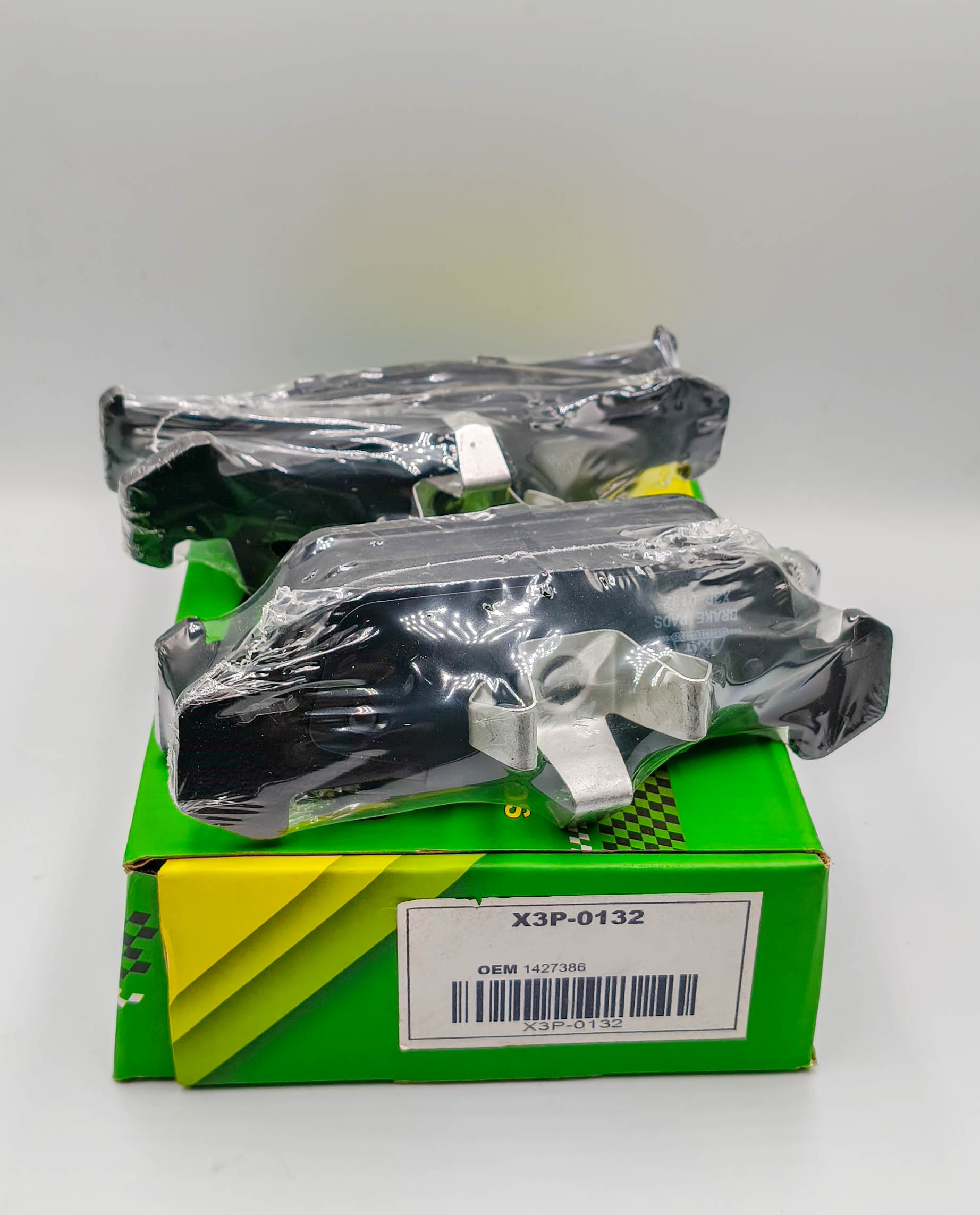 Колодки тормозные передние IXAT X3P0132 Logan 13-, Sandero/Stepway 13- JBP0427 Колодки тормозные передние IXAT X3P0132 Logan 13-, Sandero/Stepway 13- JBP0427