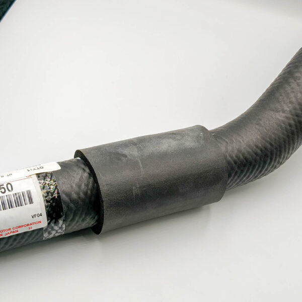Патрубок радиатора охлаждения верх Toyota 1657120050 Toyota Highlander Kluger ACU25 1MZ 3MZ 2AZ 3MZ