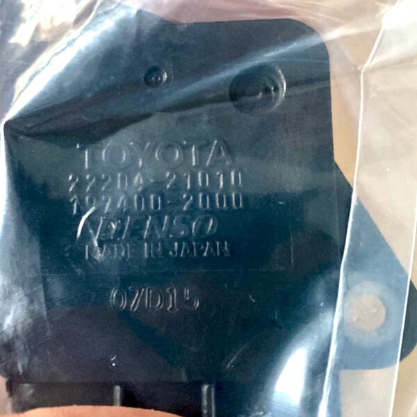 22204-21010 Датчик расхода воздуха Toyota 5VZ-FE 1MZ-FE 2JZ-GE 2AZ-FE 1992-