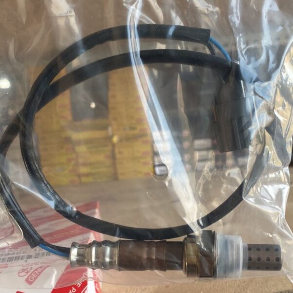 89465-12400 Датчик кислородный Toyota Caldina AT191 Carina AT211 5AFE 7AFE 4AFE 4 конт резьба