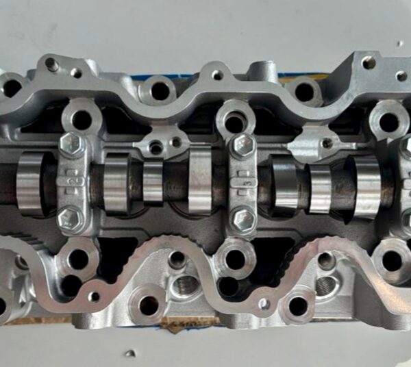 Головка ГБЦ в сборе Toyota 2С 2CT 3C 3CT Lite Ace Noah CR40 (под заказ 1 неделя!) (Китай)